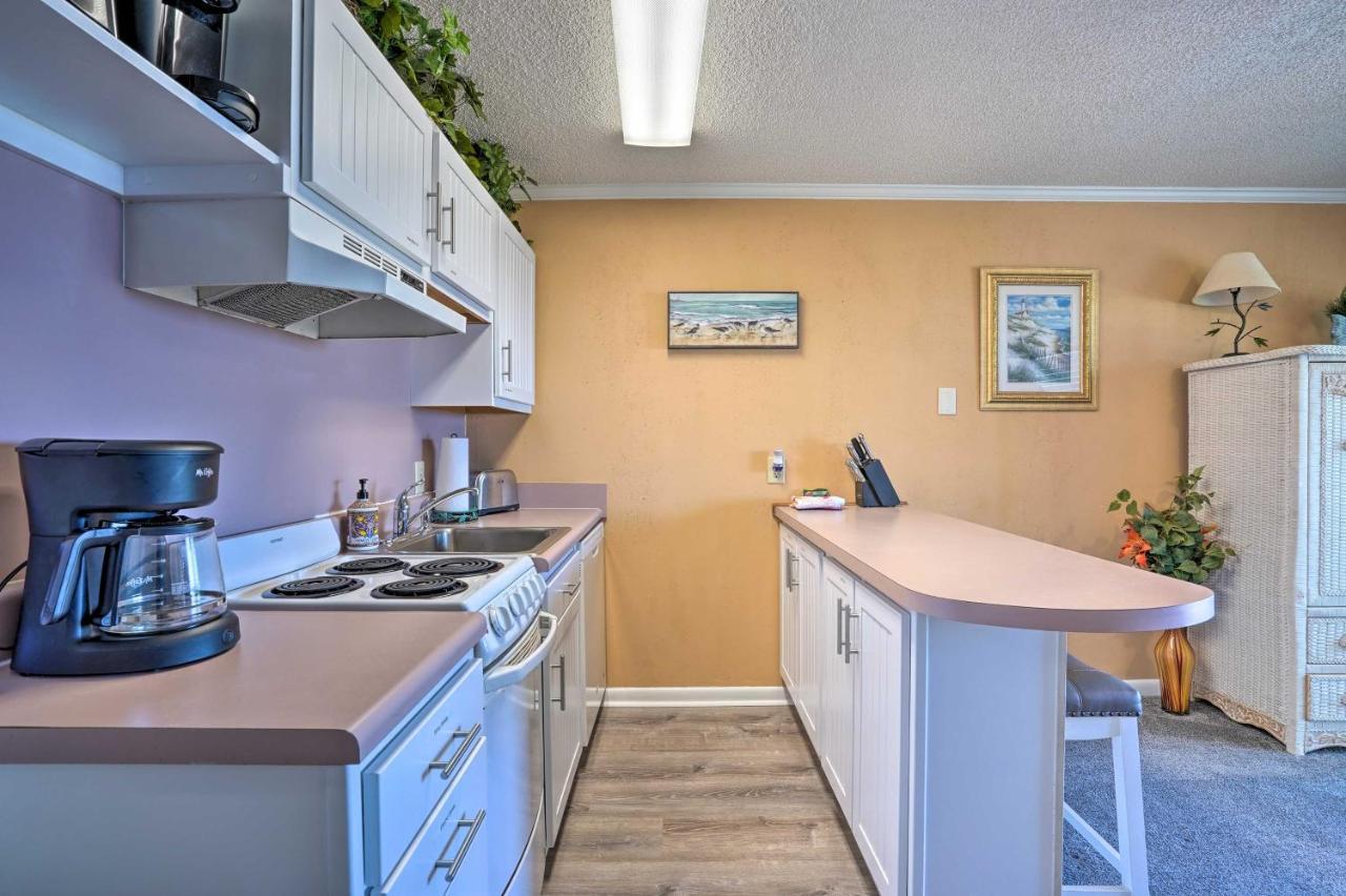 Isle Of Palms Beachfront Condo With Balcony And Pool! Exteriér fotografie